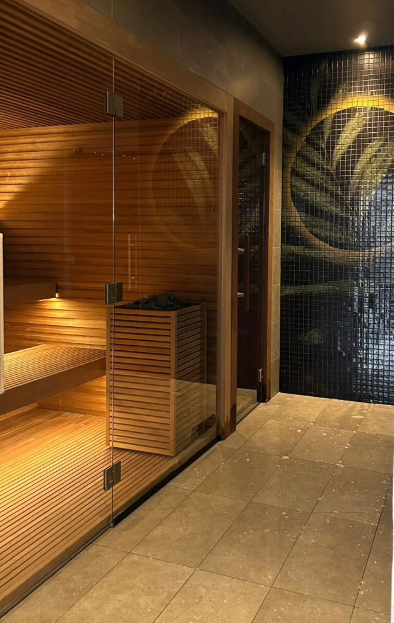 The Silverstone gallery image 6