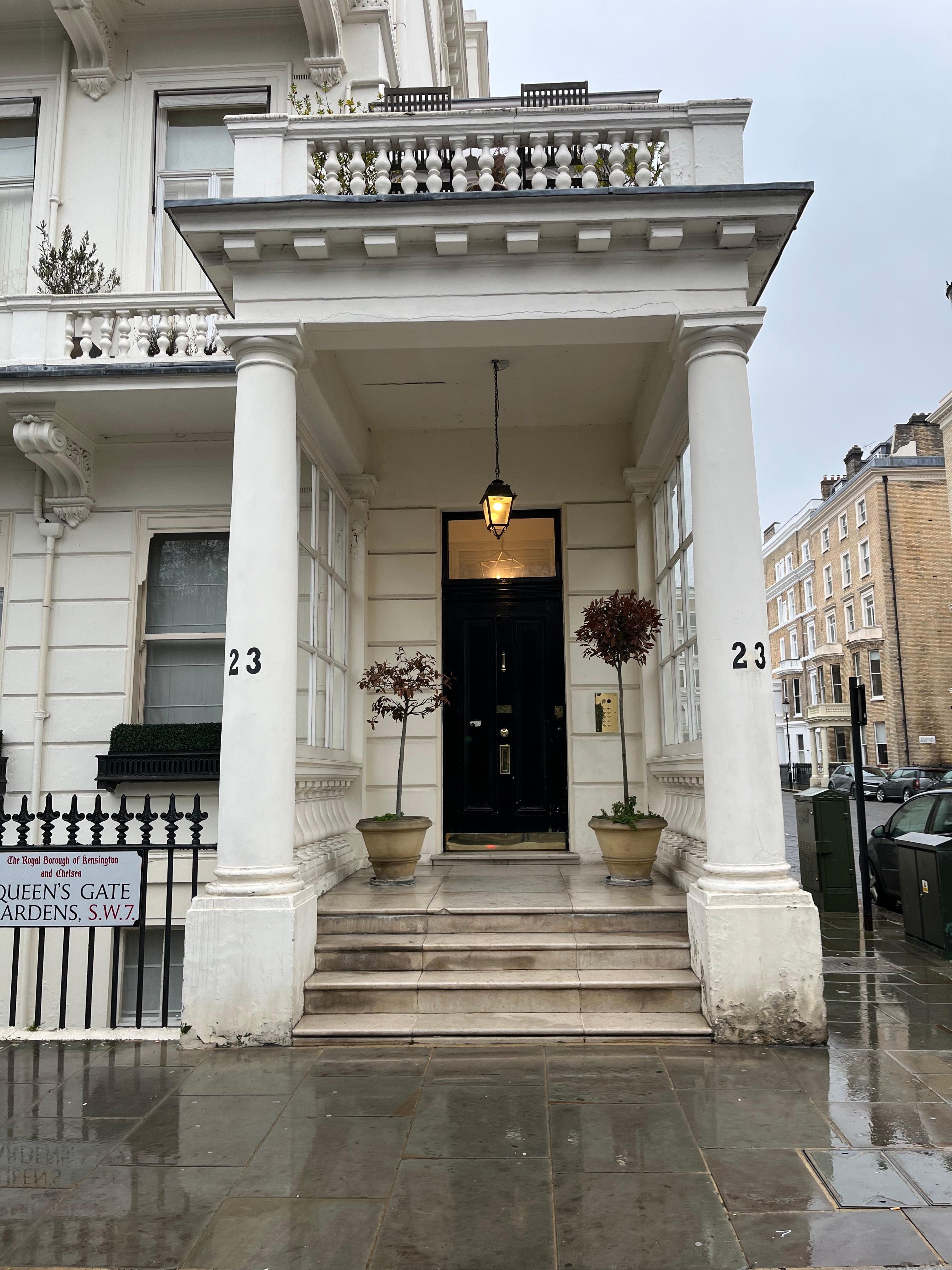 The Queens Gate Gardens gallery image 2