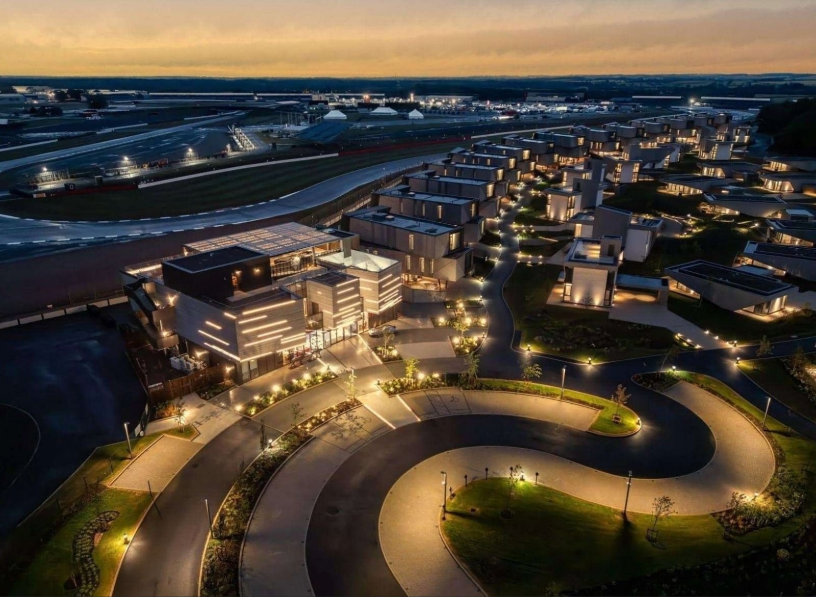 The Silverstone gallery image 2